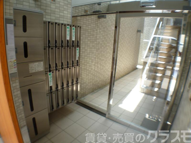 30/30 エントランス