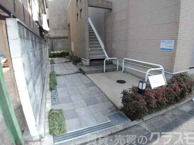 29/30 エントランス