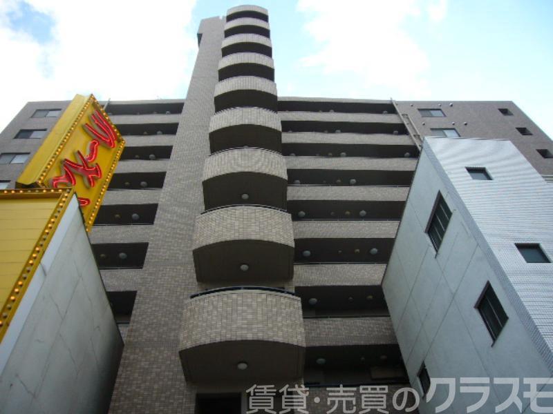 30/30 エントランス