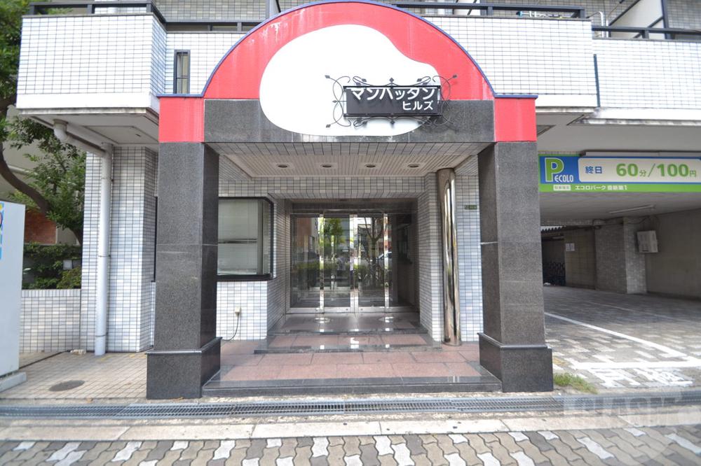 22/30 エントランス