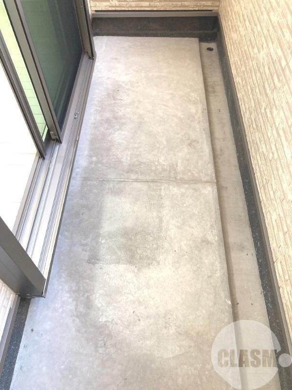 17/26 バルコニー