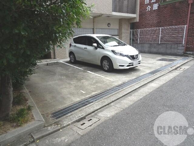 20/25 駐車場