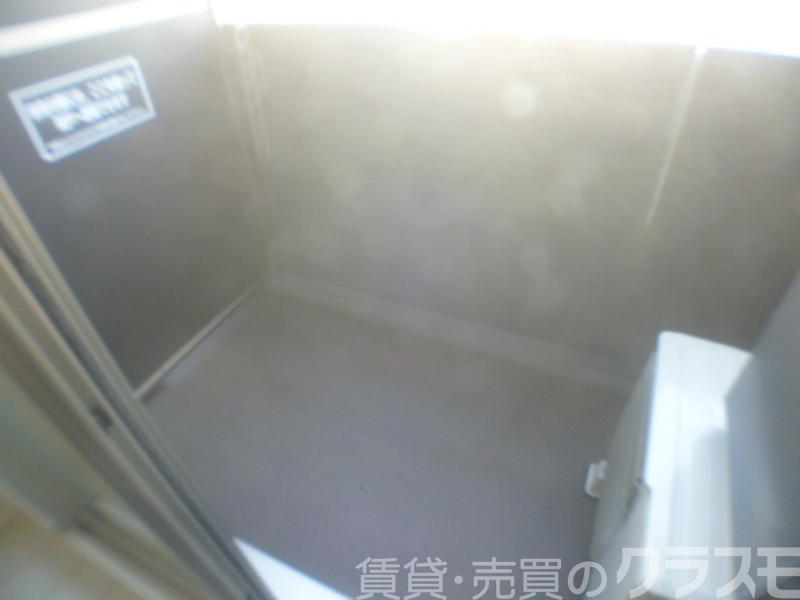 23/30 バルコニー