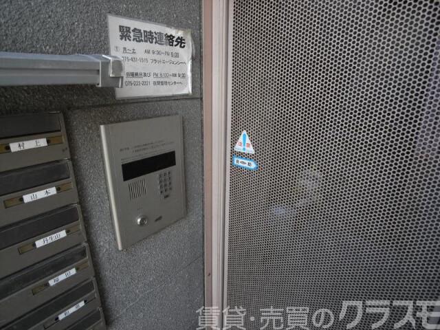 29/30 エントランス