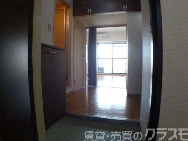 17/30 玄関