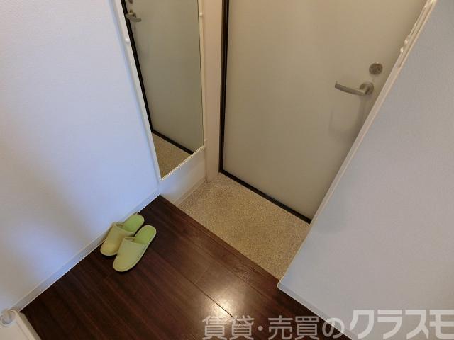 17/30 玄関