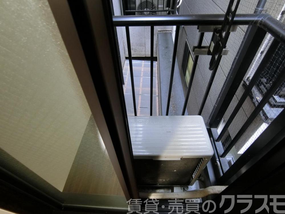 25/30 バルコニー