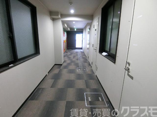 29/30 エントランス