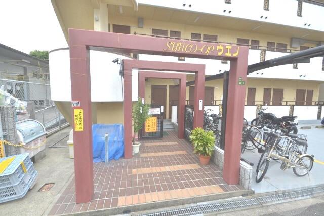 19/28 エントランス