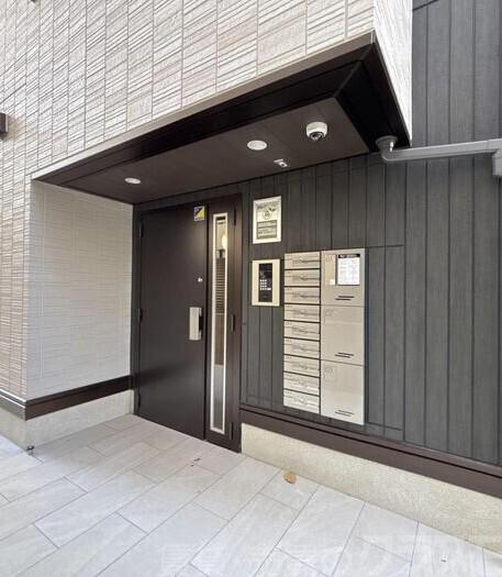 21/29 エントランス