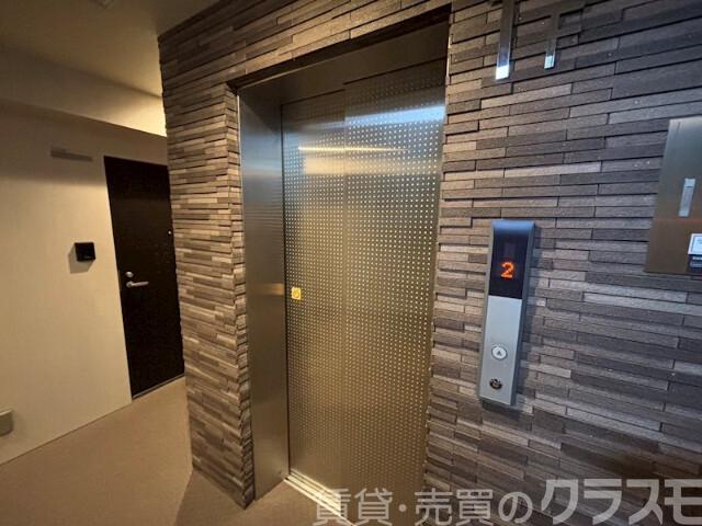 29/30 エントランス