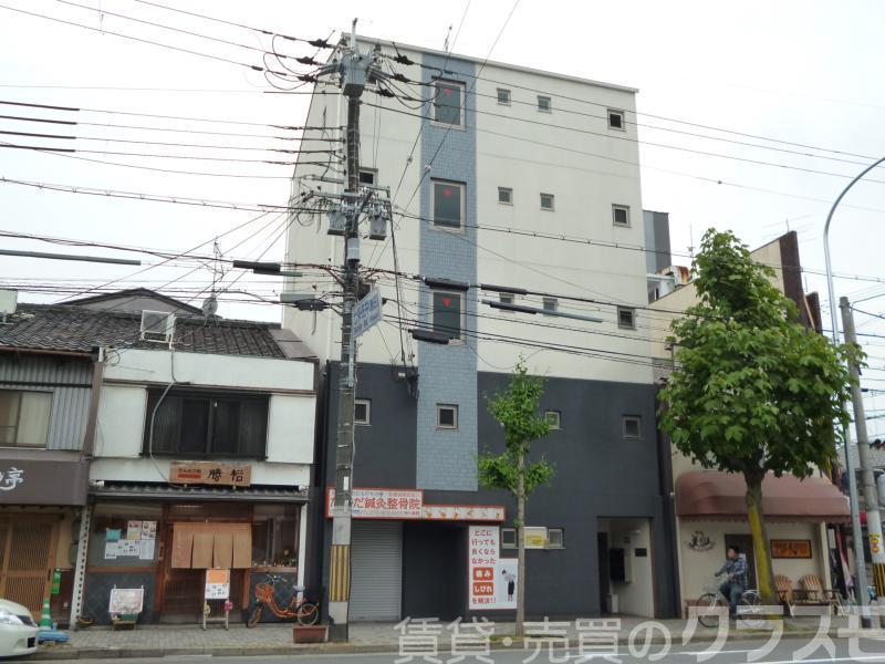 29/30 エントランス