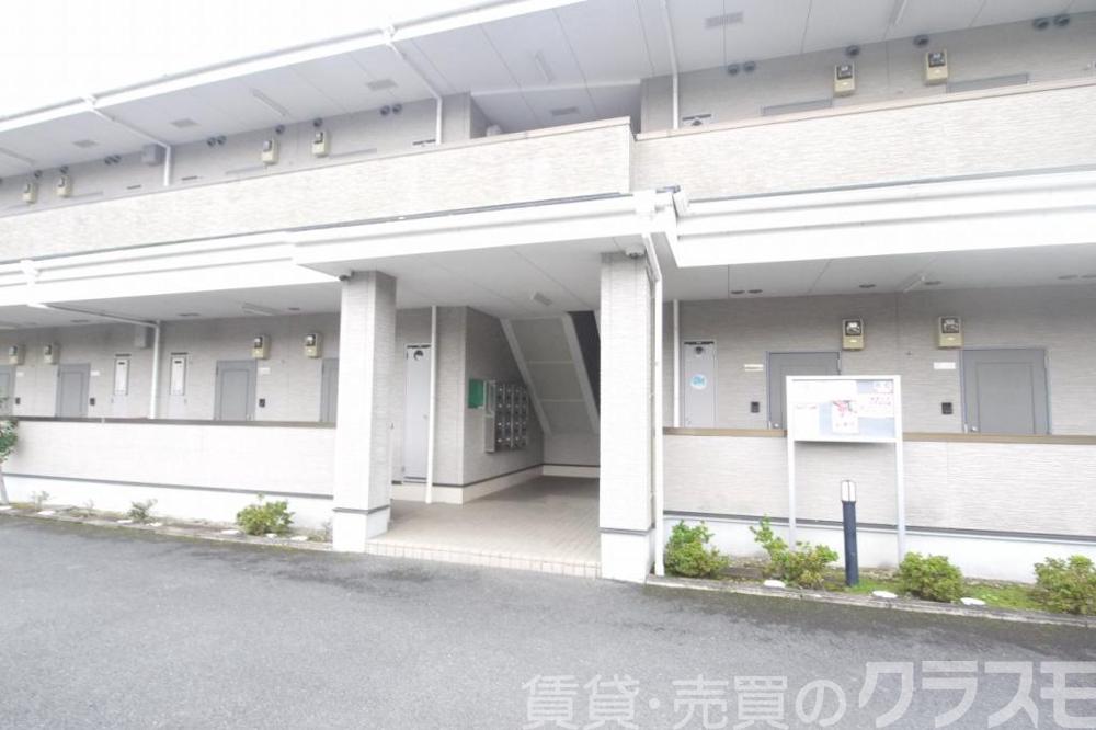 30/30 エントランス