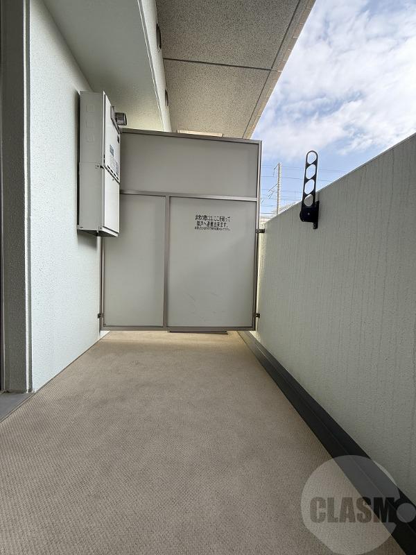 17/28 バルコニー