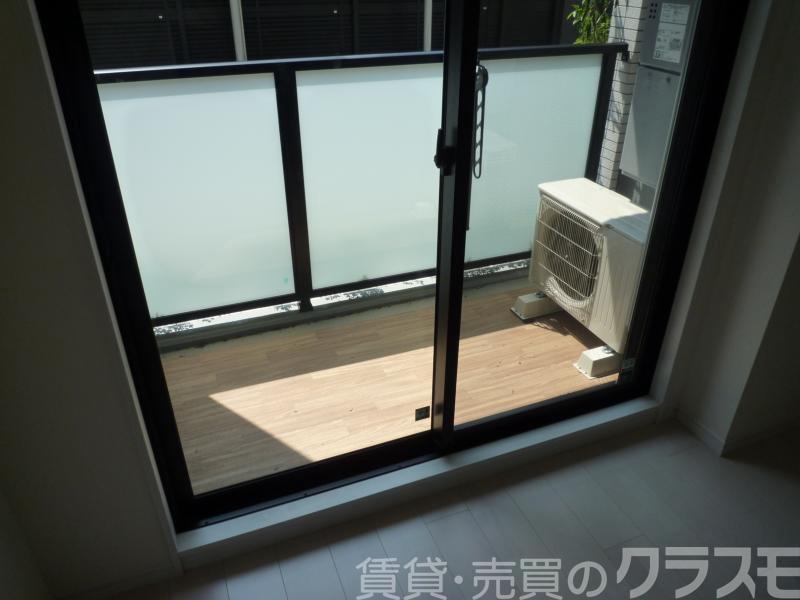 23/30 バルコニー