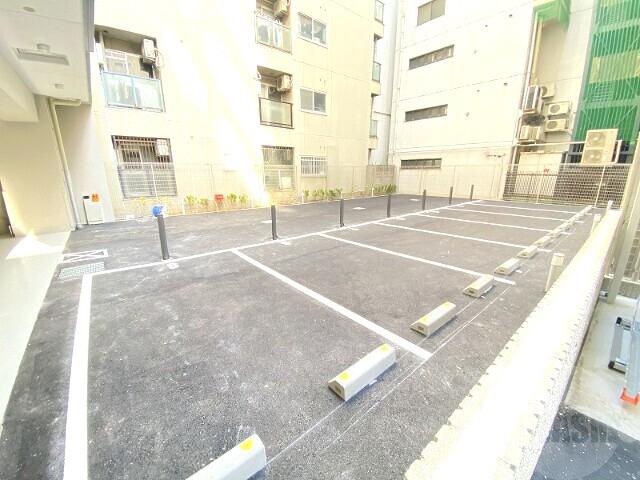 20/26 駐車場