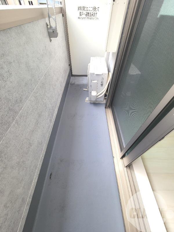 13/30 バルコニー