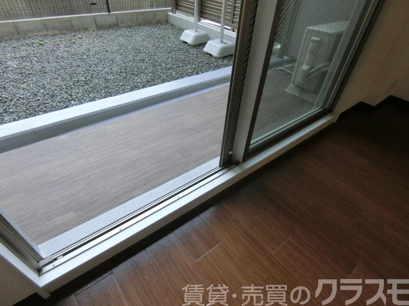 23/30 バルコニー