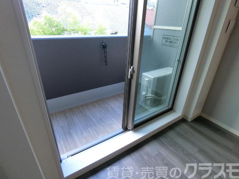 23/30 バルコニー