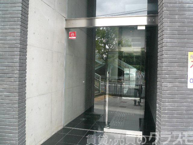 29/30 エントランス