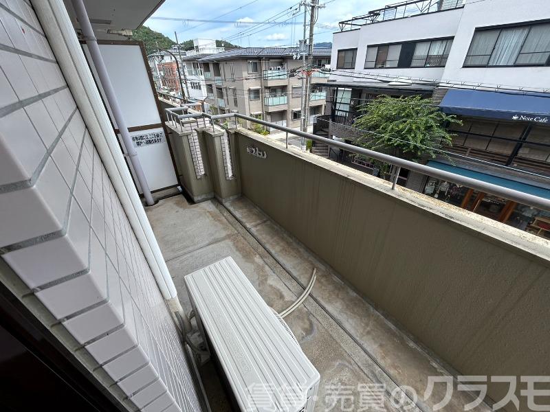 23/30 バルコニー