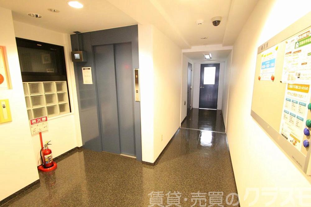 29/30 エントランス