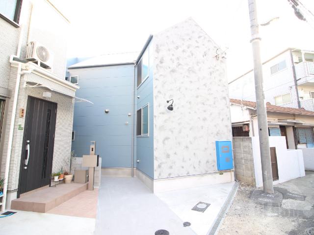 20/27 エントランス