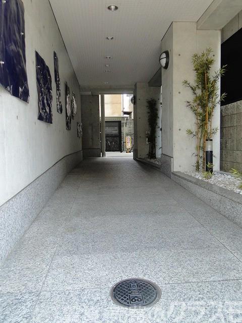 2/3 エントランス