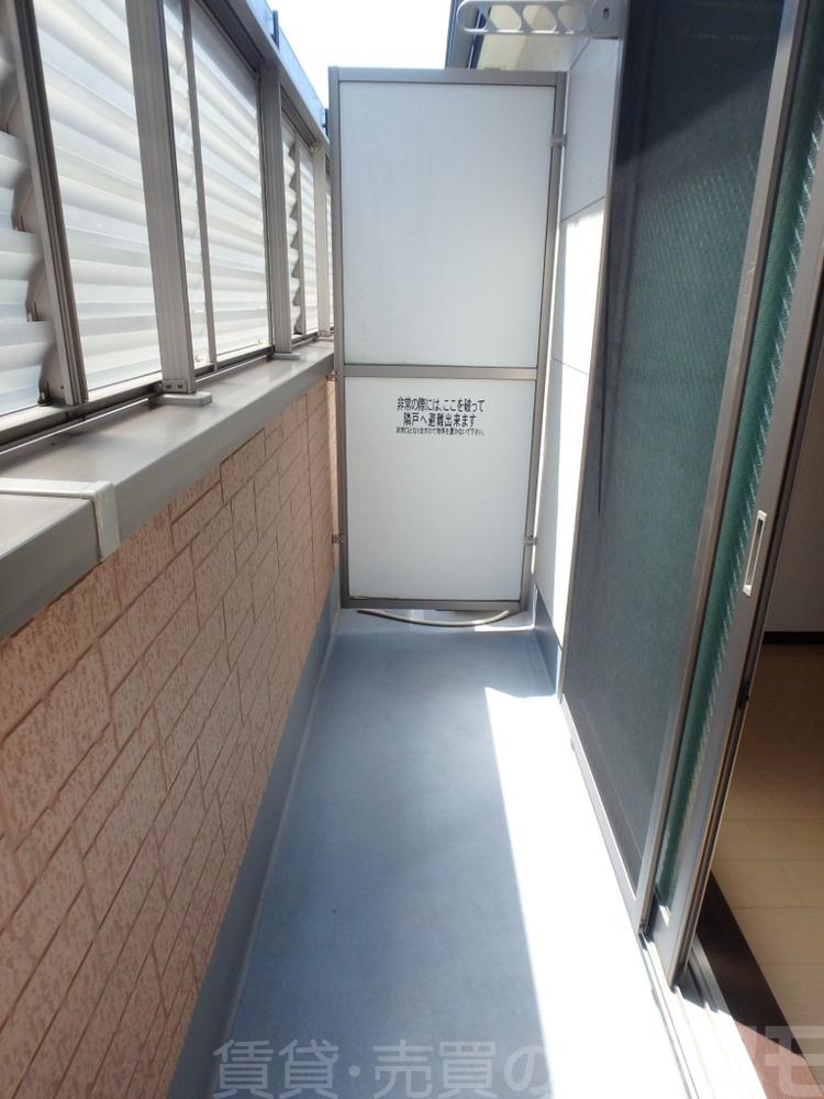 16/25 バルコニー