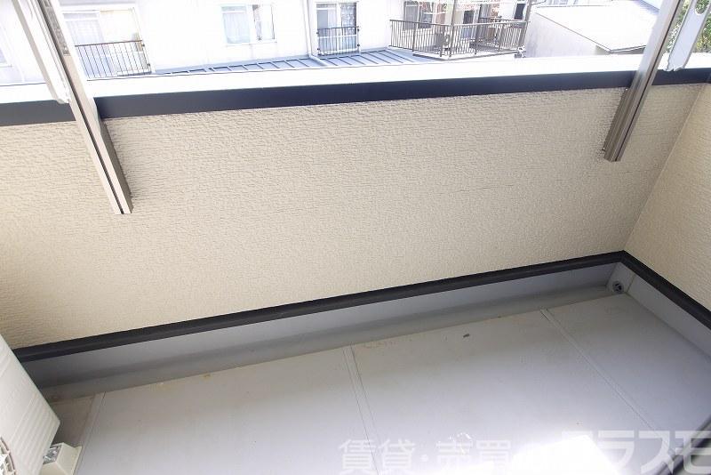 25/30 バルコニー