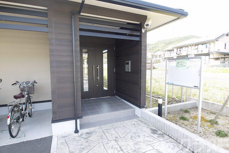 29/30 エントランス