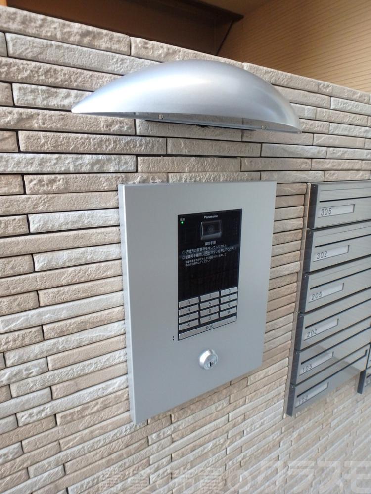 15/17 エントランス