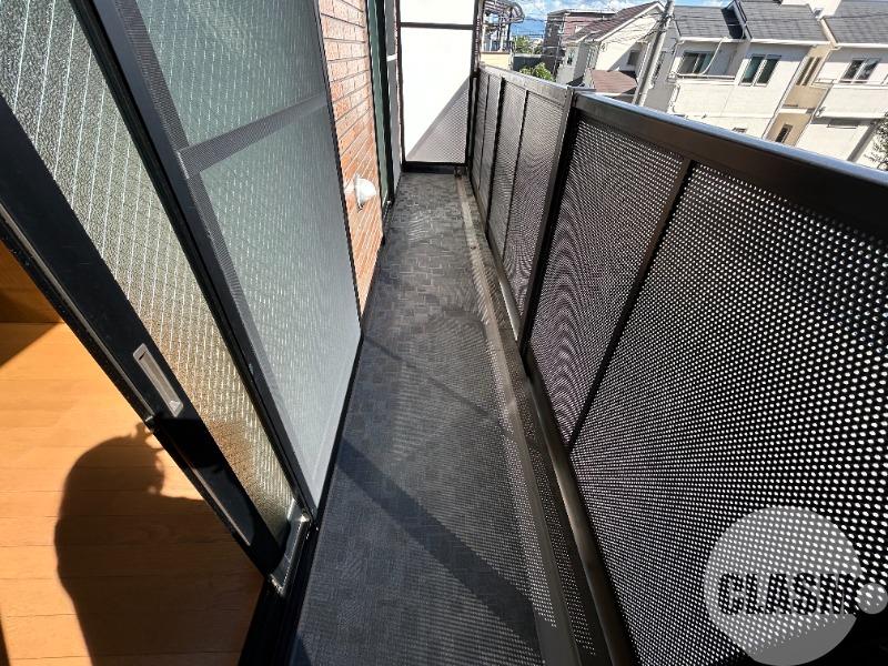 17/26 バルコニー