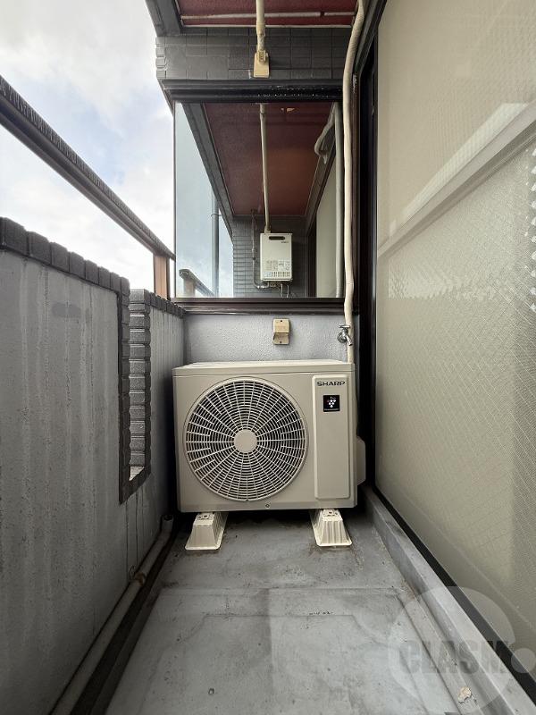 13/23 バルコニー