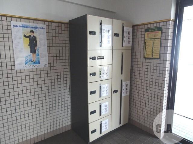 18/24 エントランス