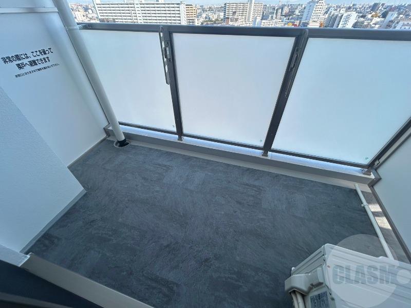 13/30 バルコニー