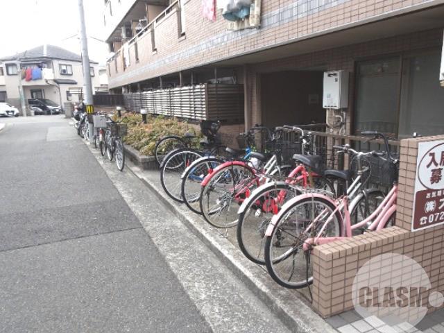 16/21 エントランス