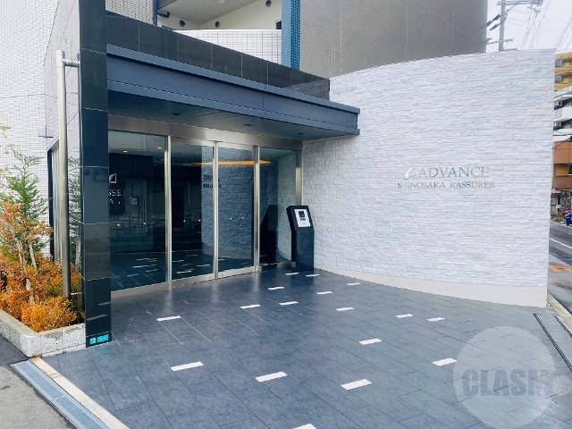 22/25 エントランス