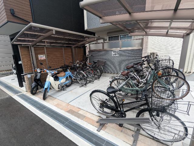 22/30 駐車場