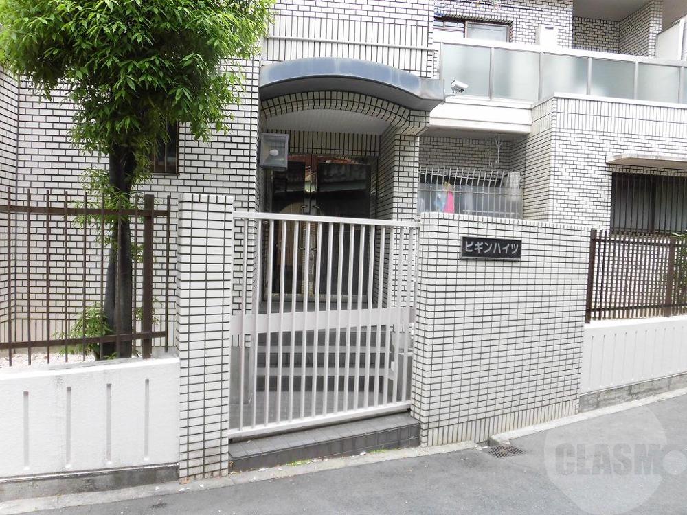 24/29 エントランス