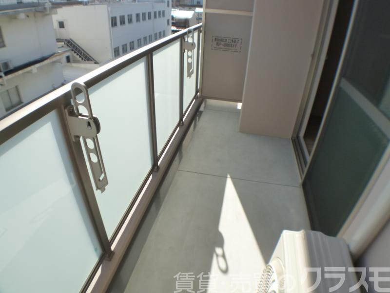 26/30 バルコニー
