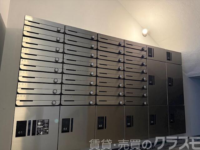 2/4 エントランス