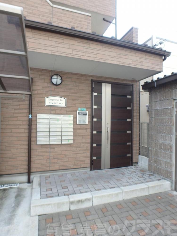 20/26 エントランス