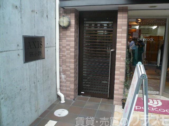 2/4 エントランス