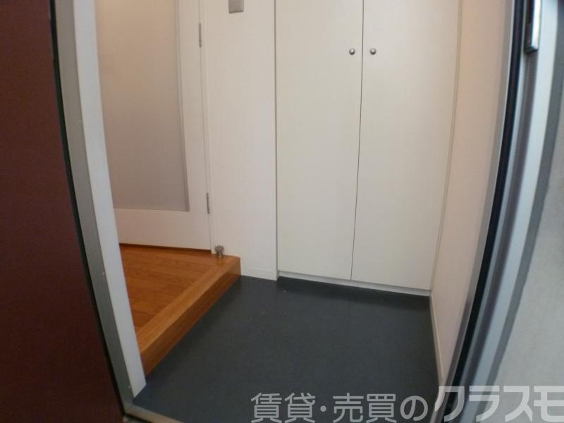 18/30 玄関
