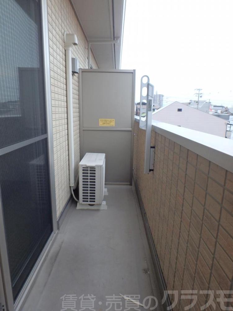 20/30 バルコニー