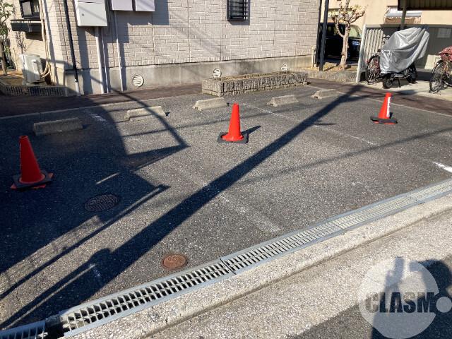 20/26 駐車場
