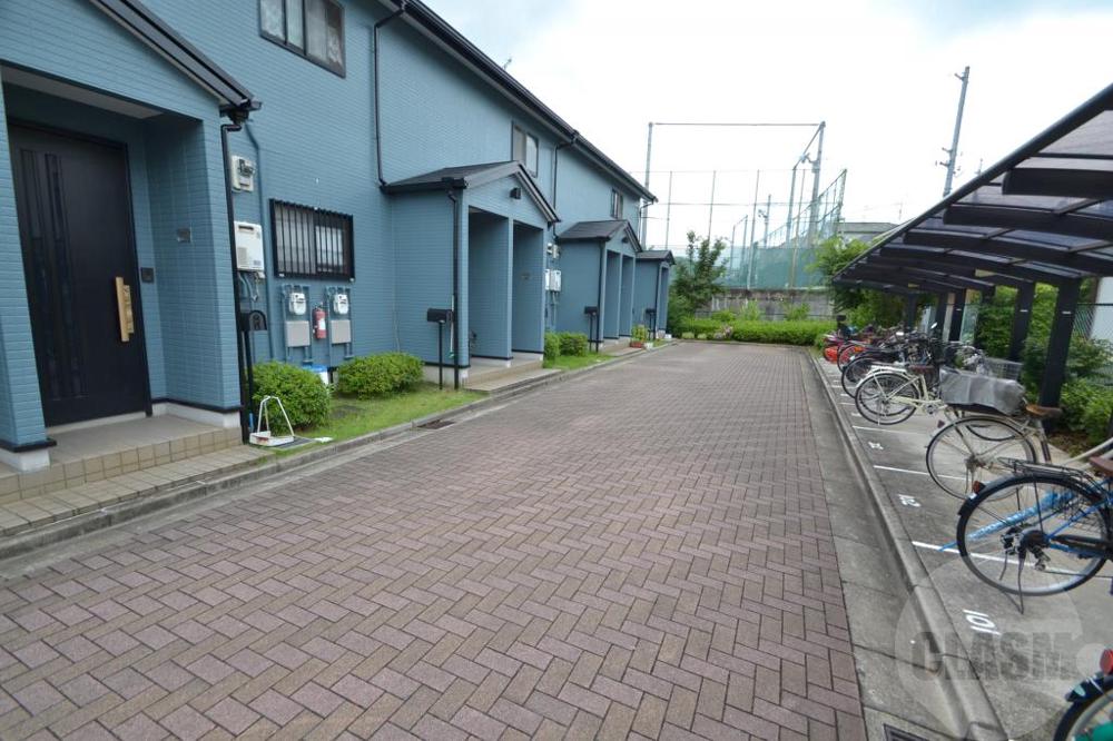 21/29 エントランス