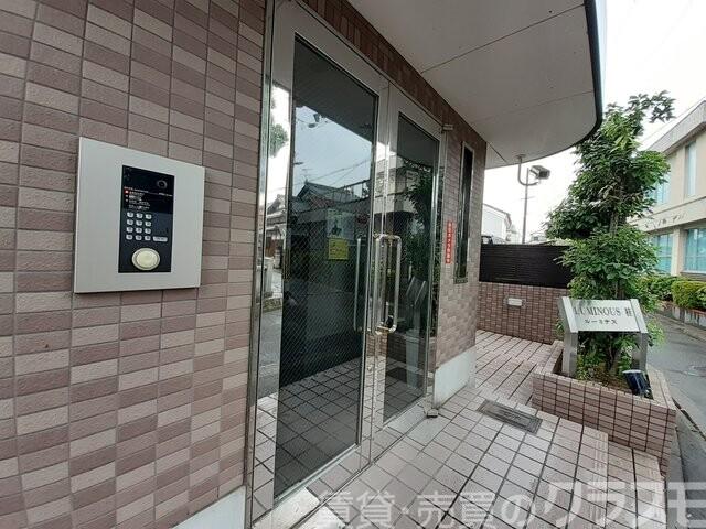 29/30 エントランス