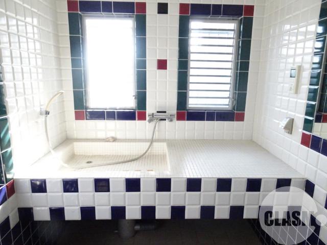 20/30 エントランス